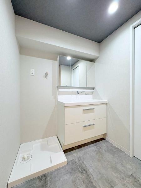新山下ベイシティ６号棟