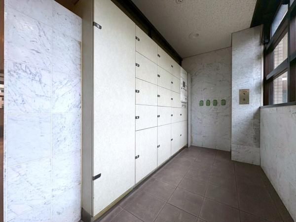 新山下ベイシティ６号棟