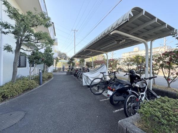 コモア六浦五番館