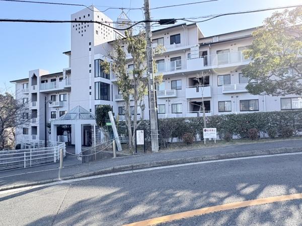 コモア六浦五番館