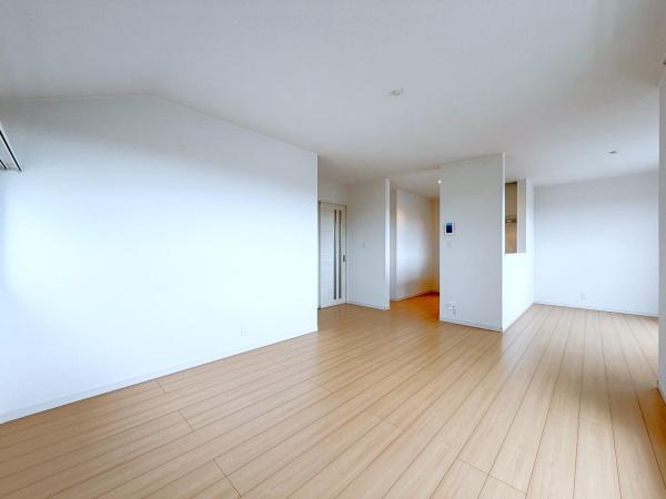 横浜市磯子区杉田８丁目の中古一戸建て