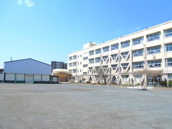 横浜市戸塚区川上町の土地(横浜市立川上北小学校)
