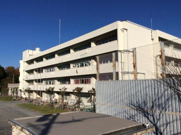 横浜市泉区和泉中央南２丁目の新築一戸建(横浜市立伊勢山小学校)