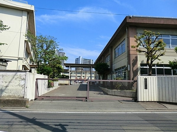 川崎市幸区小向町の新築一戸建(川崎市立御幸中学校)