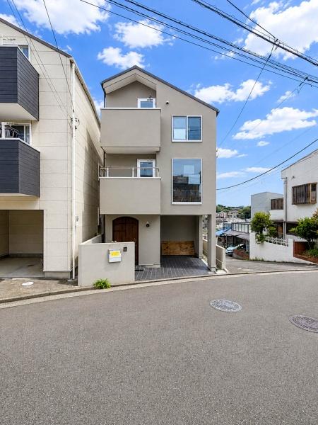 横浜市青葉区美しが丘４丁目の中古一戸建