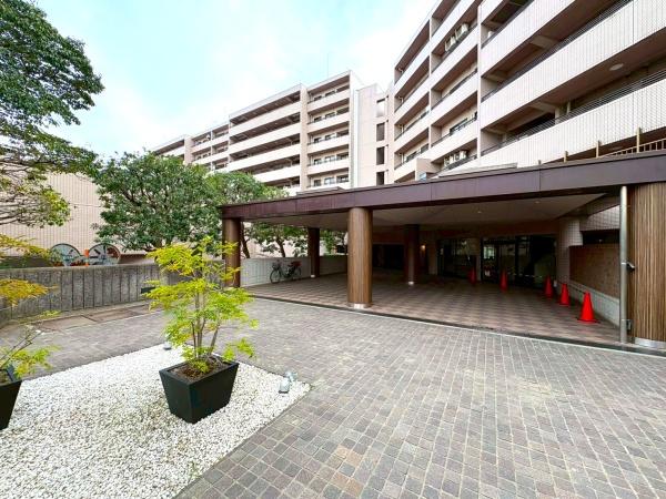ヒルトップ横濱根岸セントラルコート