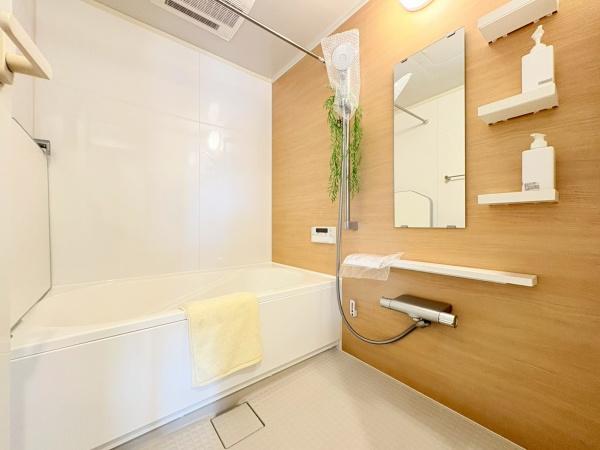 ヒルトップ横濱根岸セントラルコート