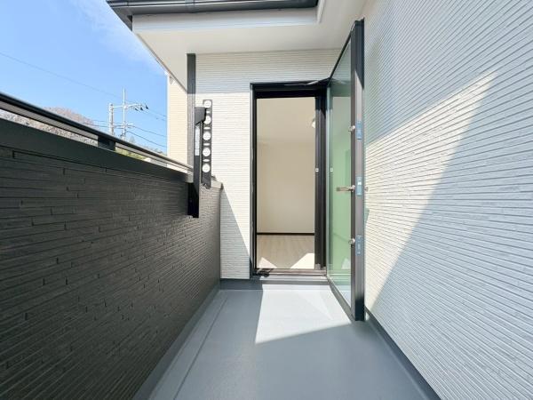 横須賀市長坂２丁目の新築一戸建