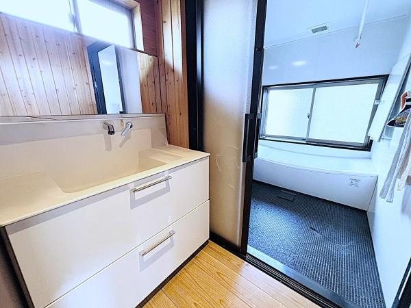 横浜市神奈川区羽沢南４丁目の中古一戸建て