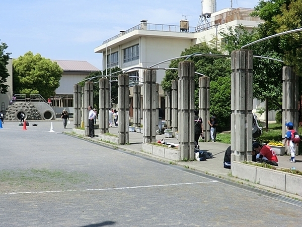 クリオ川崎鋼管通(川崎市立渡田小学校)