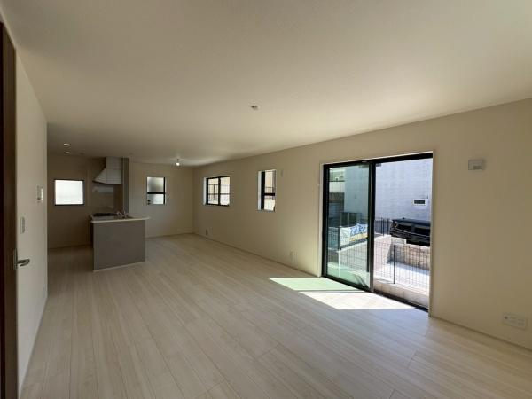 横浜市港南区芹が谷４丁目の新築一戸建