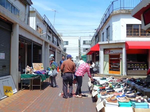 横浜市港南区芹が谷４丁目の新築一戸建(芹が谷銀座商店街（せりぎんタウン）)