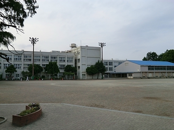 つきみ野ガーデニア２(大和市立北大和小学校)
