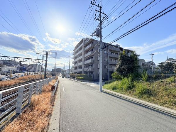ヒルズ市が尾ブライトステージ