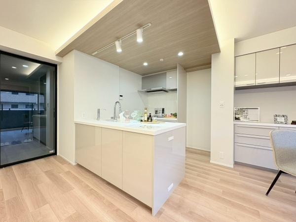 クレストフォルム横浜片倉町