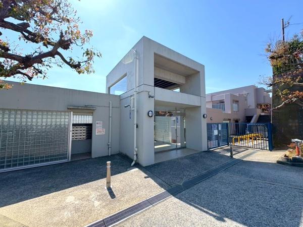 コスモ井土ヶ谷グランヒルズ九号棟