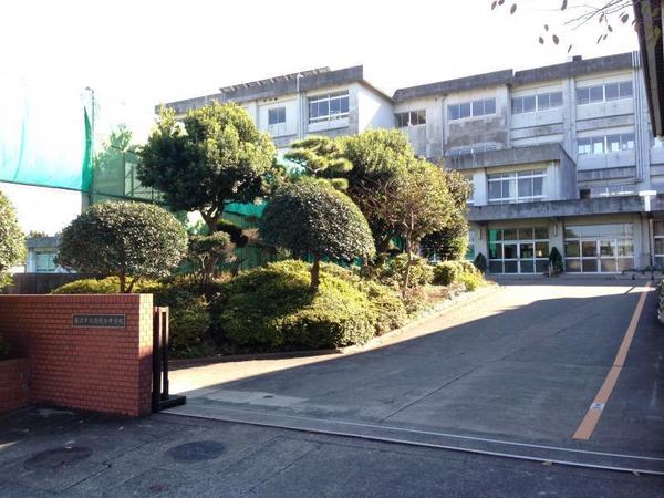 藤沢市湘南台１丁目の新築一戸建(藤沢市立湘南台中学校)