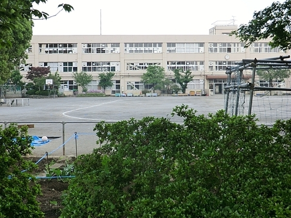 町田市矢部町の中古一戸建て(町田市立忠生小学校)