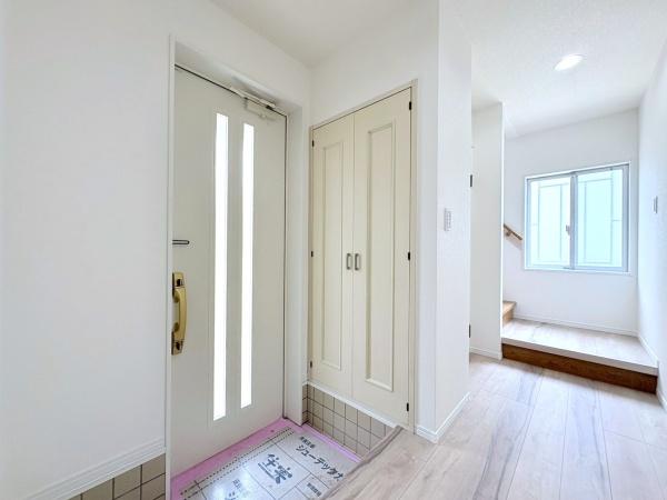 綾瀬市上土棚中６丁目の中古一戸建て