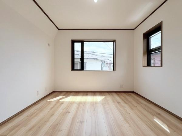 綾瀬市上土棚南２丁目の中古一戸建て