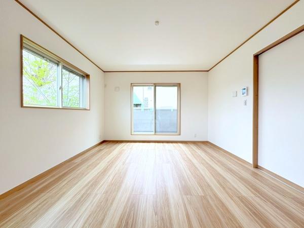 横浜市中区本郷町３丁目の新築一戸建