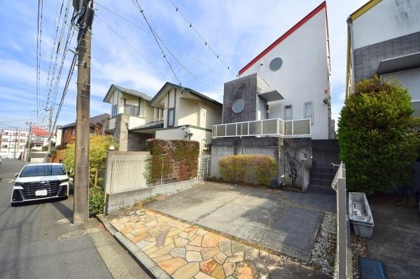 横浜市西区浅間台の中古一戸建て