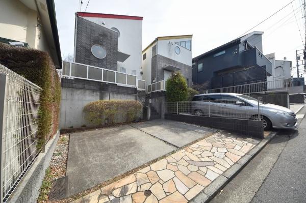 横浜市西区浅間台の中古一戸建て