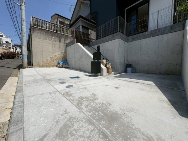 横浜市神奈川区三ツ沢上町の新築一戸建