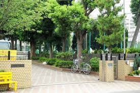 ライオンズマンション根岸第５(横浜市立根岸小学校)