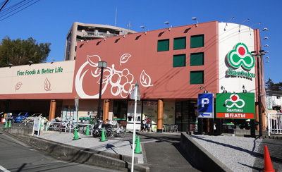 日吉第弐ハイムＢ棟(スーパーマーケット三徳高田店)
