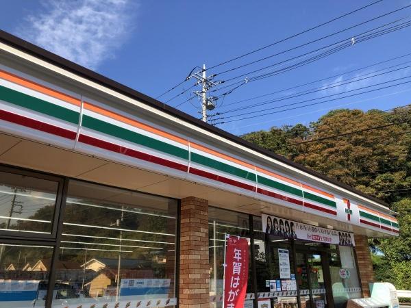 横浜市金沢区東朝比奈３丁目の新築一戸建(セブンイレブン横浜朝比奈インター店)