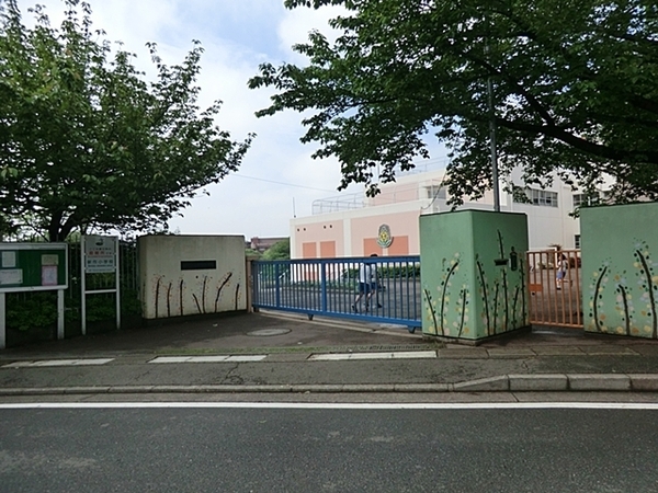 セブンフォレストヒルメイプルコート(川崎市立新作小学校)