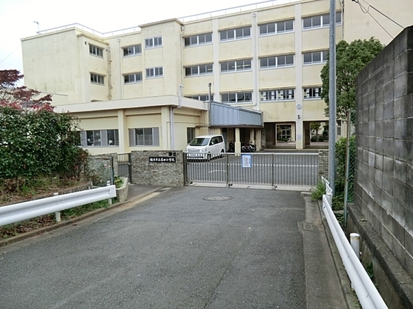 ライオンズマンション江田第５(横浜市立荏田小学校)