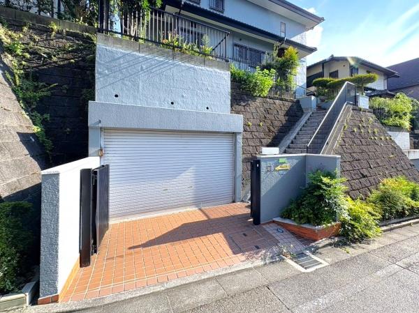 川崎市宮前区有馬９丁目の中古一戸建