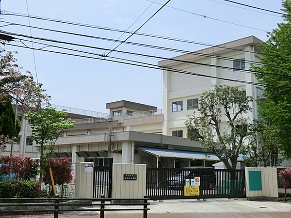 横須賀市汐見台３丁目の新築一戸建(横須賀市立鶴久保小学校)