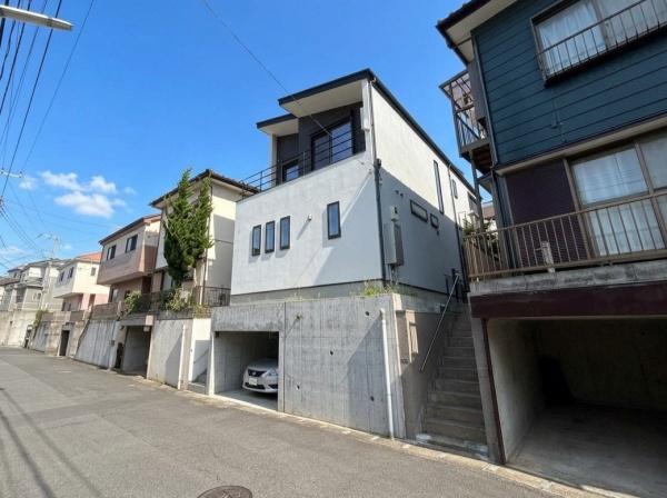 座間市相武台２丁目の中古一戸建