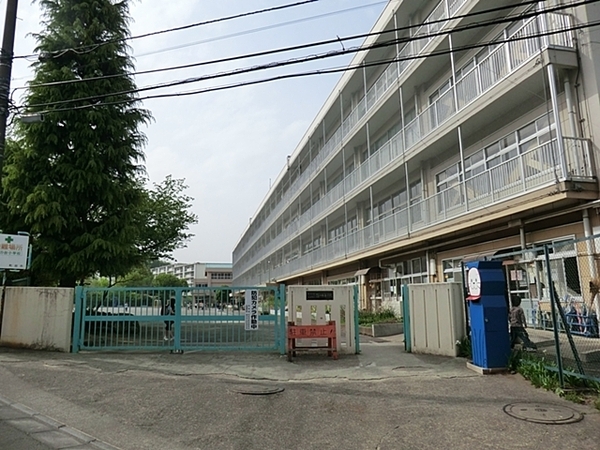 町田市金井１丁目の中古一戸建て(町田市立藤の台小学校)