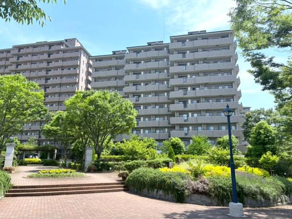 サン・ステージ緑園都市東の街　九番館