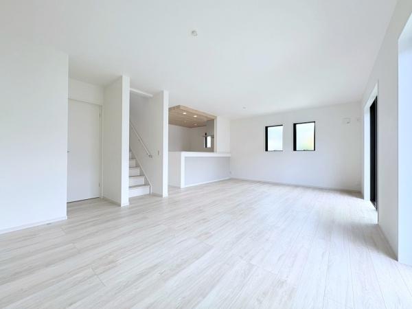 横浜市旭区上白根町の新築一戸建
