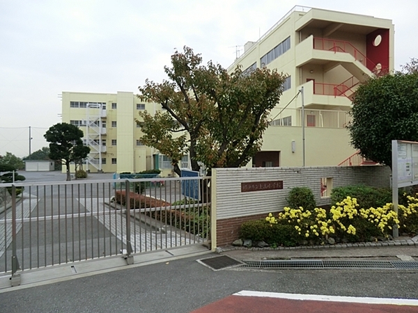 横浜市緑区上山３丁目の新築一戸建(横浜市立上山小学校)