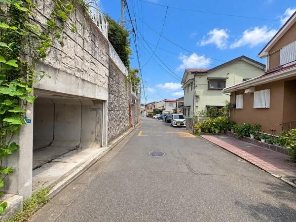 藤沢市本藤沢２丁目の中古一戸建て