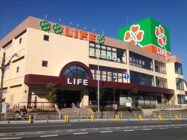三ツ池ハイツD棟(ライフ鶴見店)