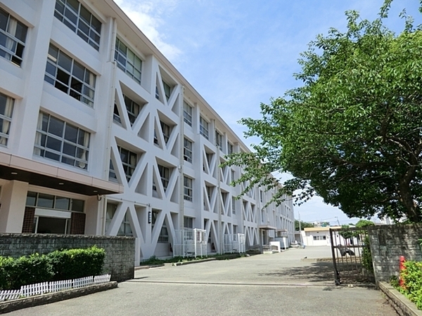 藤沢市弥勒寺４丁目の土地(藤沢市立村岡小学校)