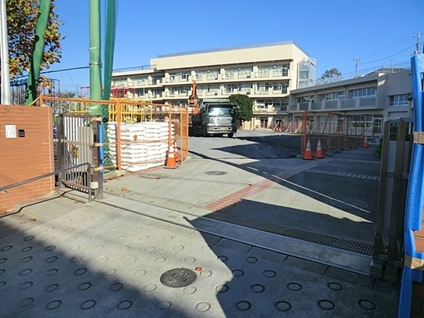 フォンテーヌ江田(横浜市立市ケ尾小学校)