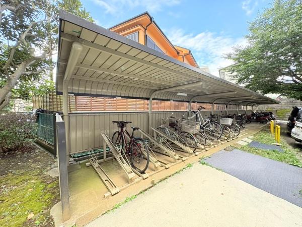 六会駅前高層住宅