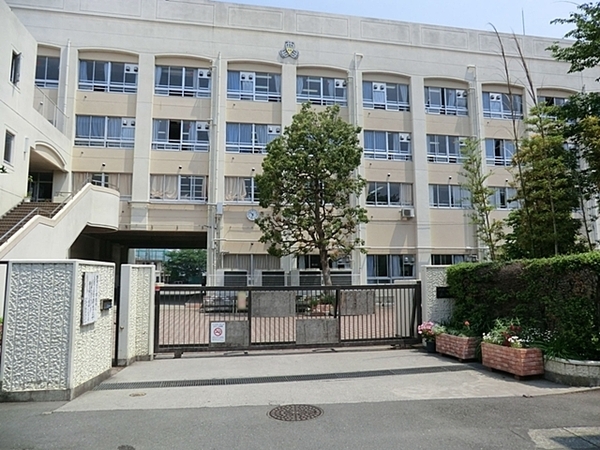 セボンコリネールエストエール(川崎市立西高津中学校)