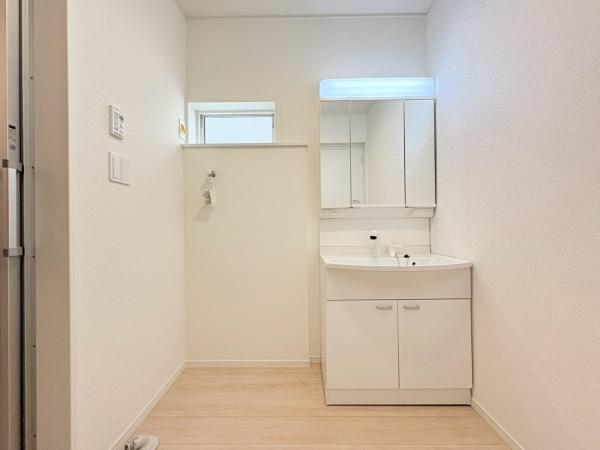 藤沢市城南２丁目の新築一戸建