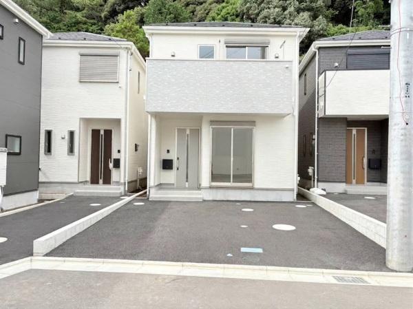 藤沢市城南２丁目の新築一戸建