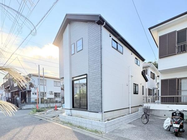 横浜市金沢区釜利谷南２丁目の新築一戸建