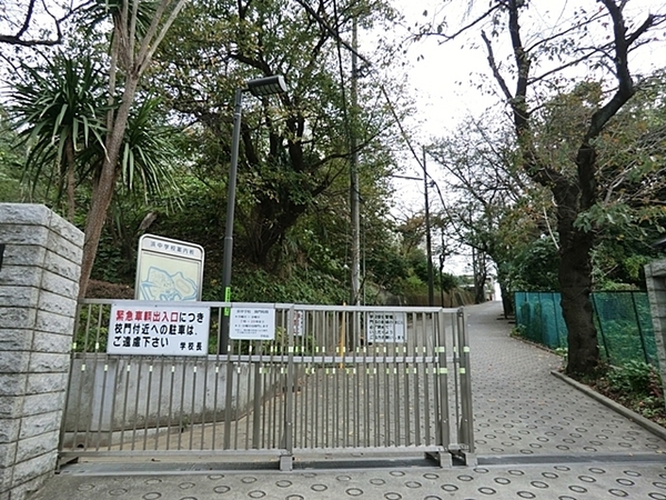 コンバイン新杉田(横浜市立浜中学校)